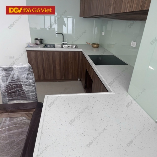 Đá Nhân Tạo Ốp Mặt Bếp Quartz Italia Hermosa Blanco