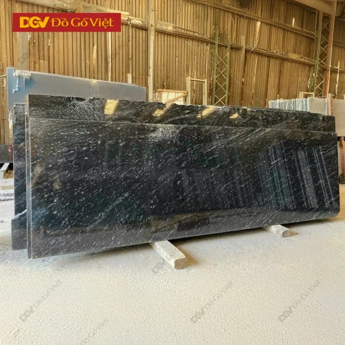 Mặt Đá Ốp Bếp Tự Nhiên Granite Maquina Black Bền Bỉ