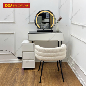 Bàn Trang Điểm Mặt Kính Bóng Với Gương Chiếu Sáng Thông Minh